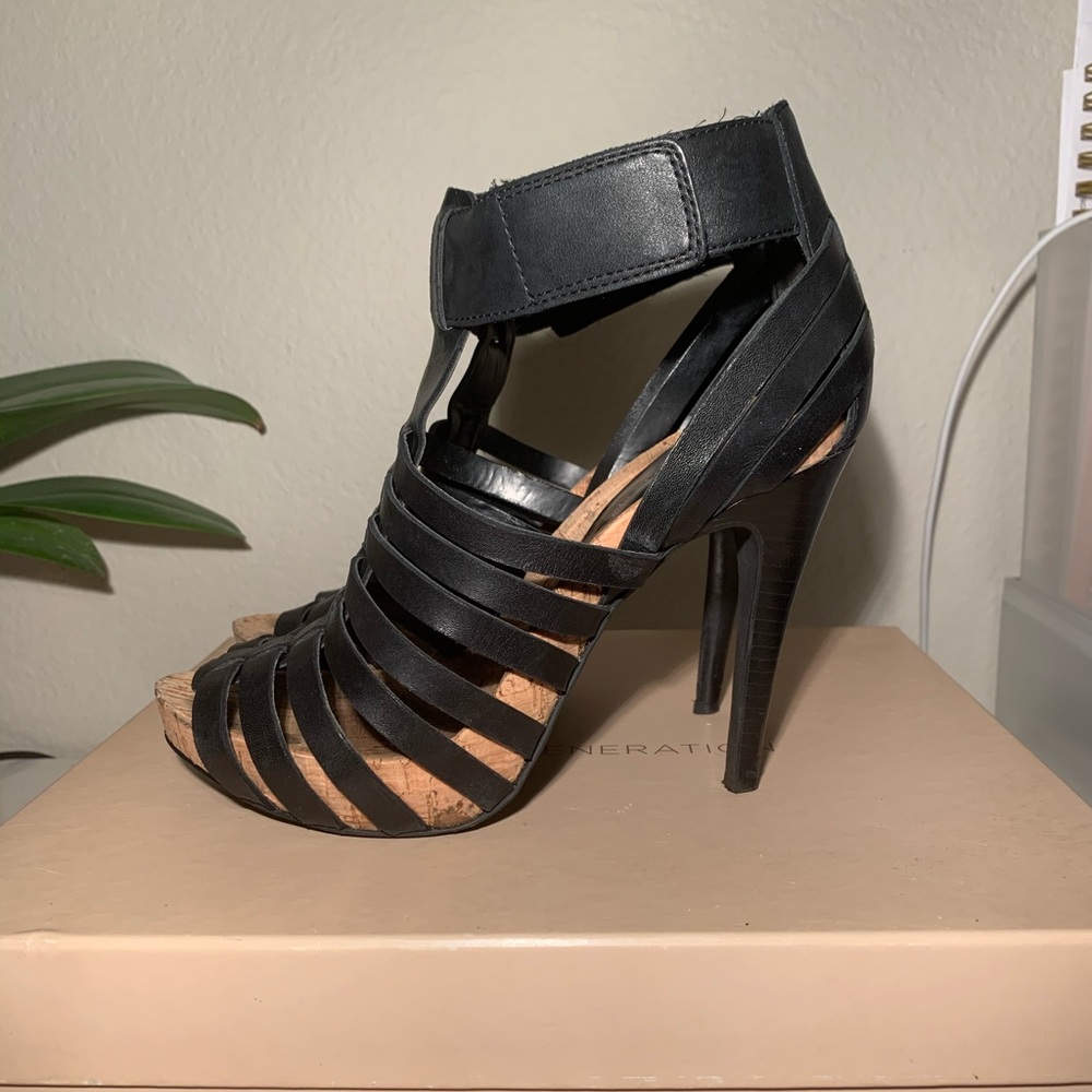 BCBGeneration ‘Gerri’ Blk & cork size 7
